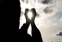 九游APP-德甲惊魂夜!哈兰德轰穿铁幕拜仁险胜暗藏王朝裂痕