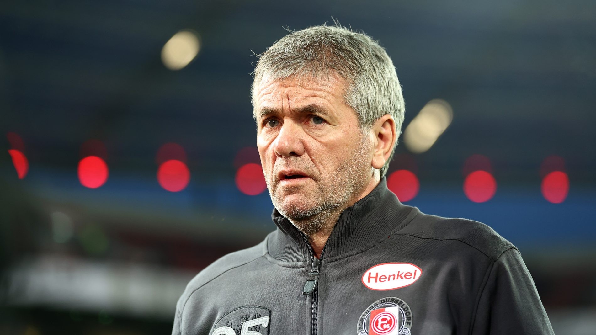 九游体育-包含沙尔克遭遇连败危机,主帅面临辞职压力的词条