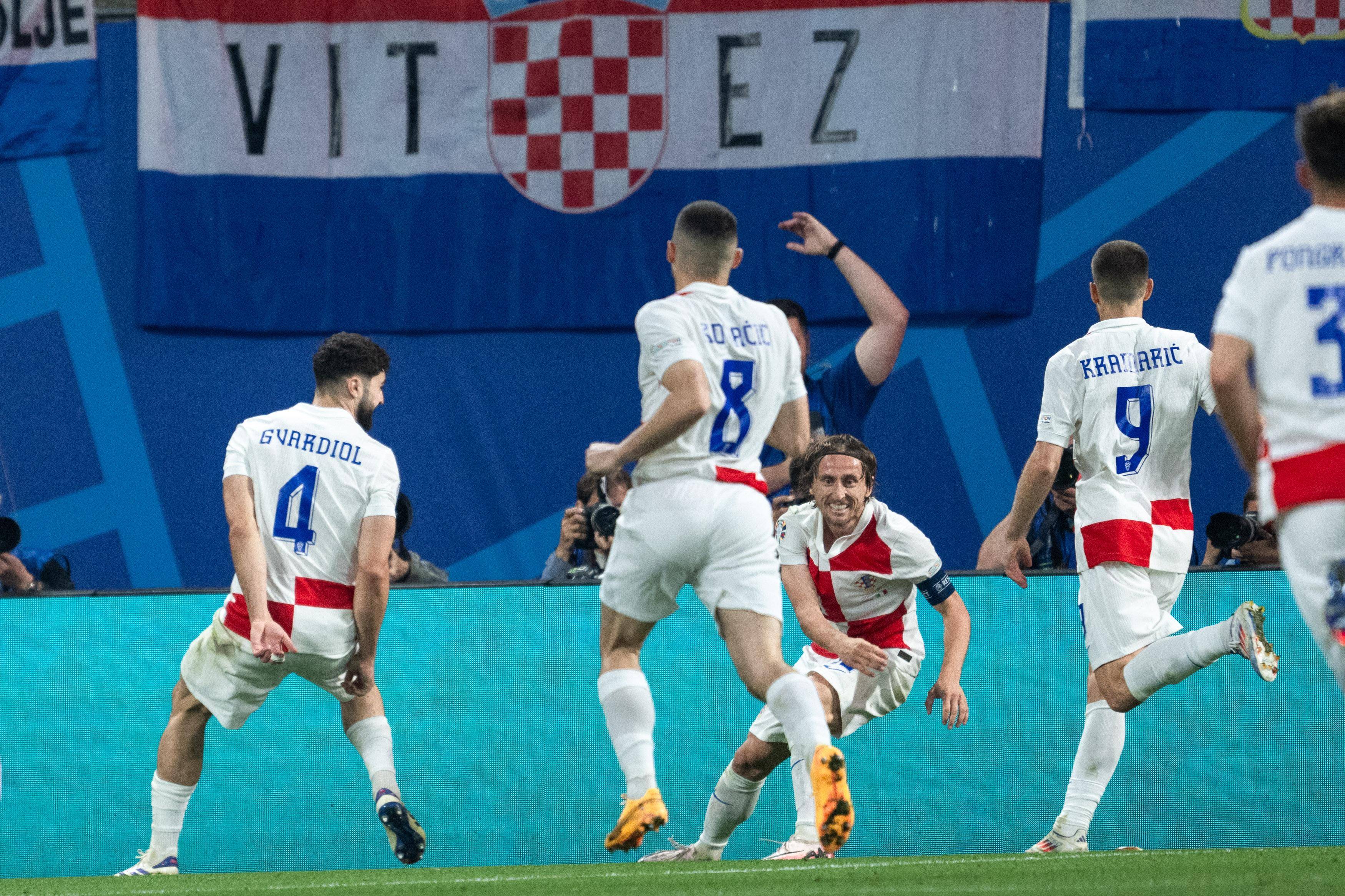 捷克与克罗地亚对决,竞逐足球巅峰的简单介绍 捷克与克罗地亚对决,竞逐足球巅峰的简单介绍