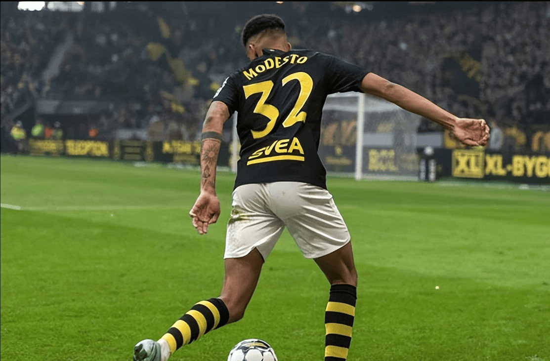 关于瑞典锋线犀利,一脚超远距离射门收获进球!的信息 关于瑞典锋线犀利,一脚超远距离射门收获进球!的信息