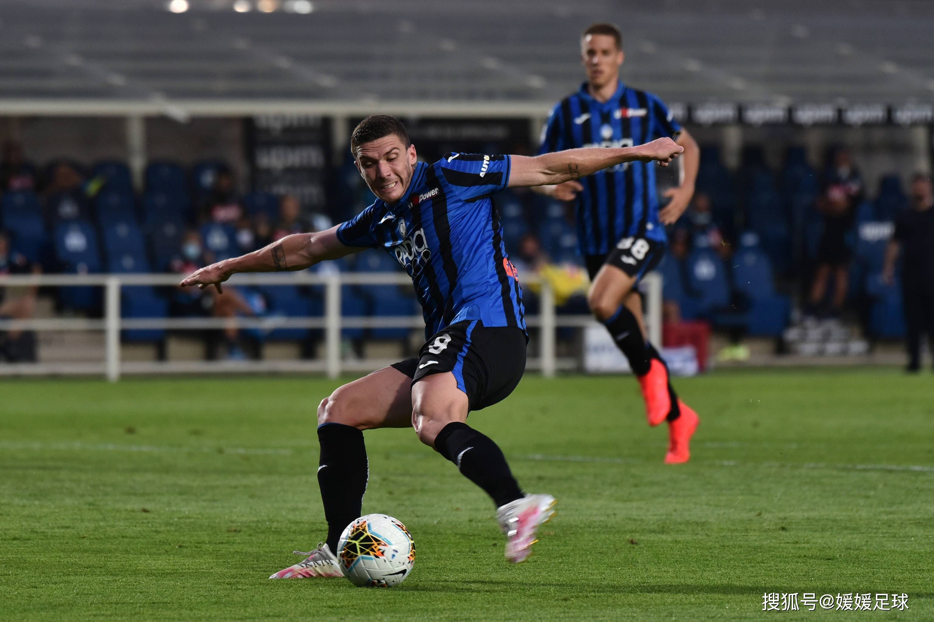 九游娱乐首页-深度解读:弗鲁米嫩塞世俱杯战术演练的简单介绍