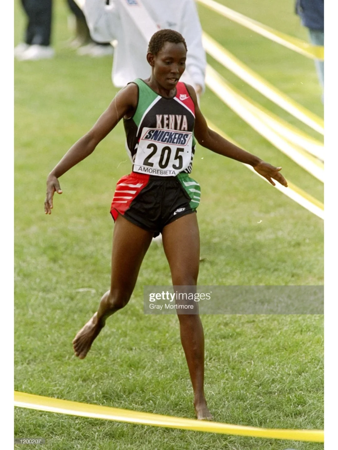 九游体育直播-田径项目中来自非洲的选手夺得金牌的简单介绍
