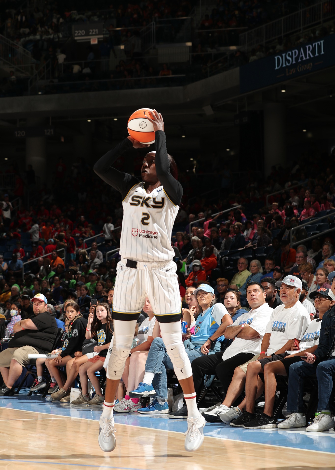 美洲石化企昂首进军NBA商业天空