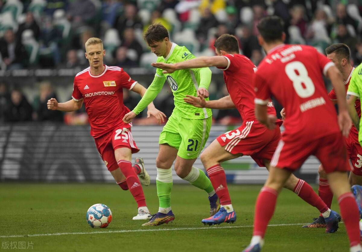 九游娱乐官方-罗马客场以一球之差不敌阿贾克索的简单介绍