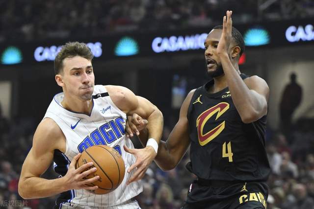 包含东部劲旅再胜,成为最强球队的词条 包含东部劲旅再胜,成为最强球队的词条