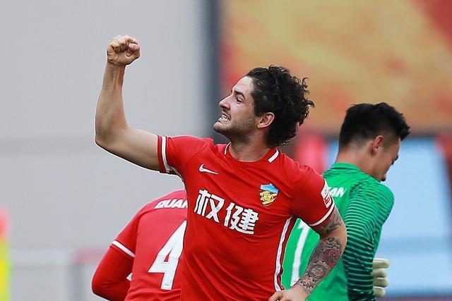 苏宁前锋梅开二度,助球队取得平局的简单介绍 苏宁前锋梅开二度,助球队取得平局的简单介绍