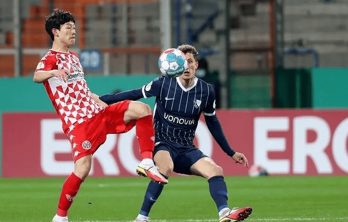 波鸿与不来梅交锋,胜利难分胜负 波鸿与不来梅交锋,胜利难分胜负