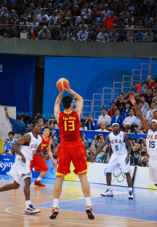 九游娱乐网站-经理人交易风波,球员未来现多变的简单介绍