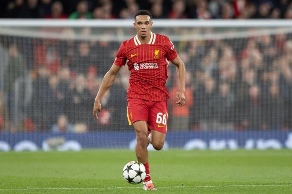 利物浦后场大将抢点稳健，成为防守中坚