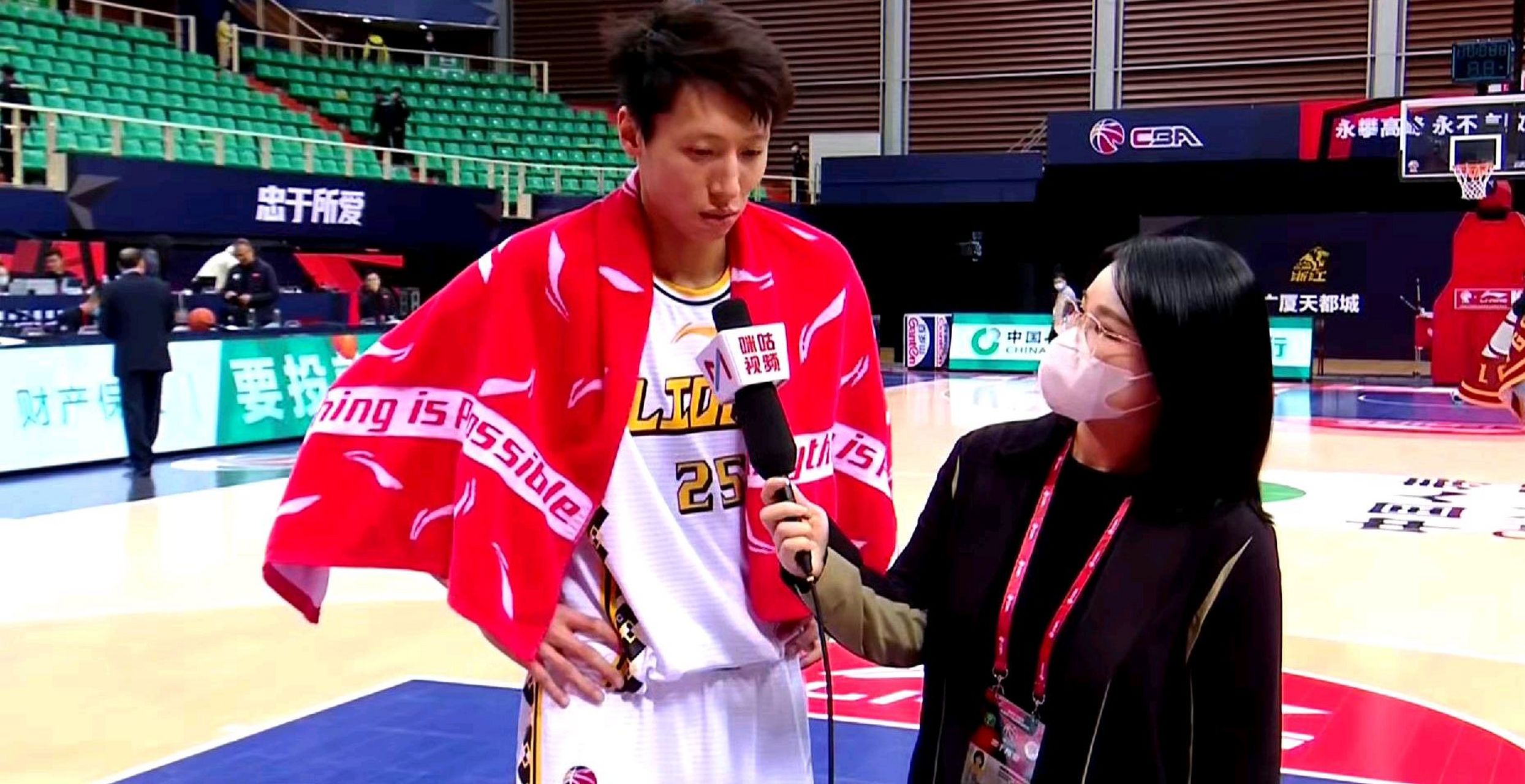 九游体育直播-宁夏男篮以微弱优势击败对手,谱写胜利篇章