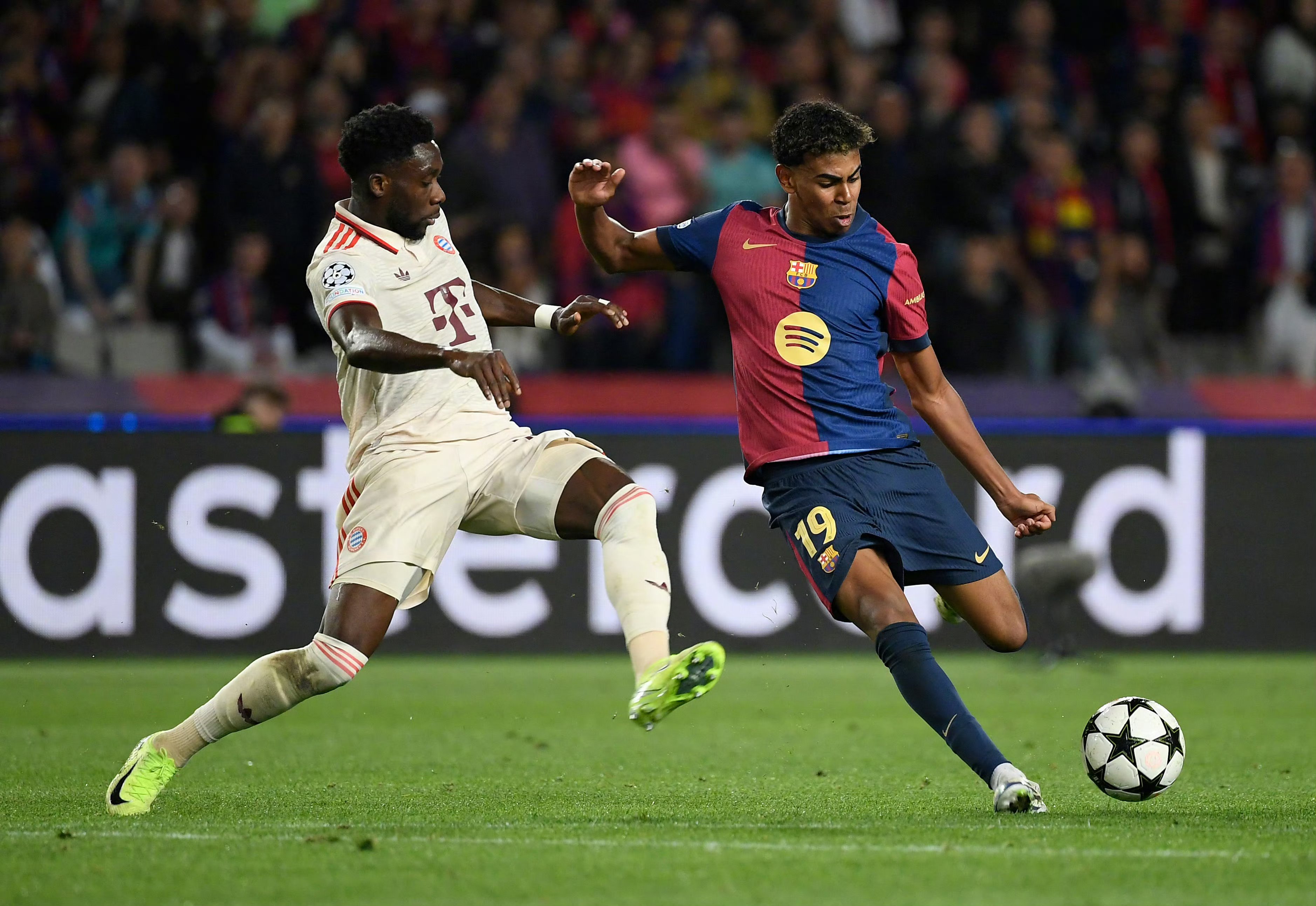 巴萨主场逆转拜仁,晋级八强 巴萨主场逆转拜仁,晋级八强