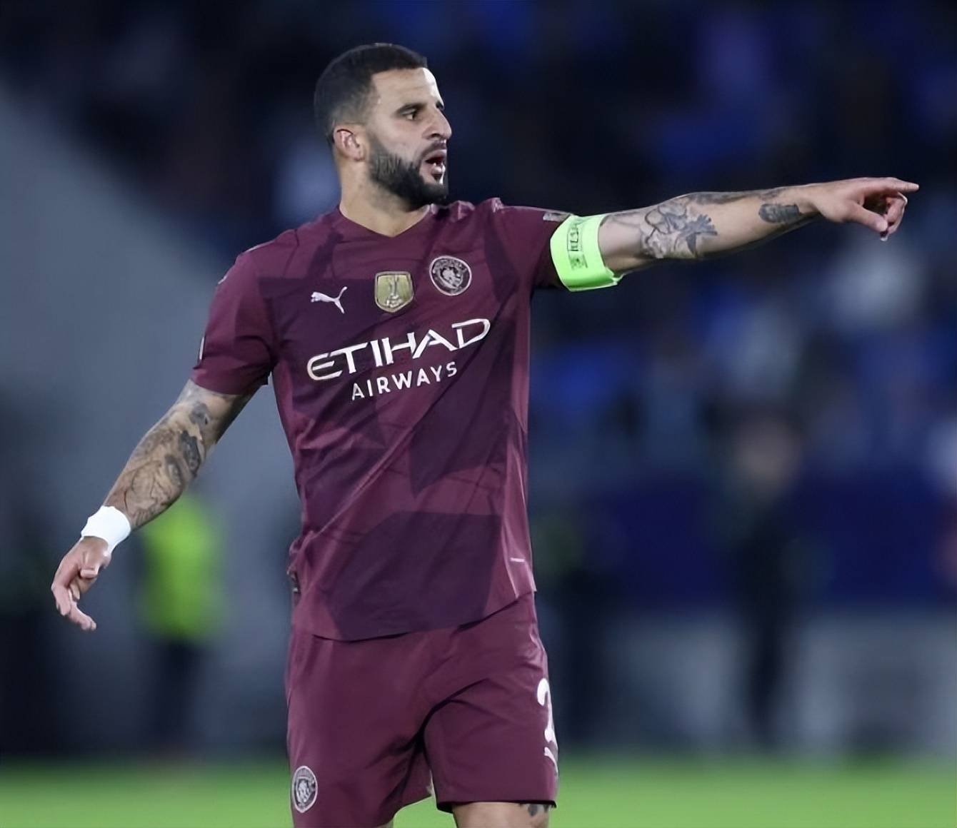 九游VIP-曼城防守失误连连，遭到质疑的简单介绍