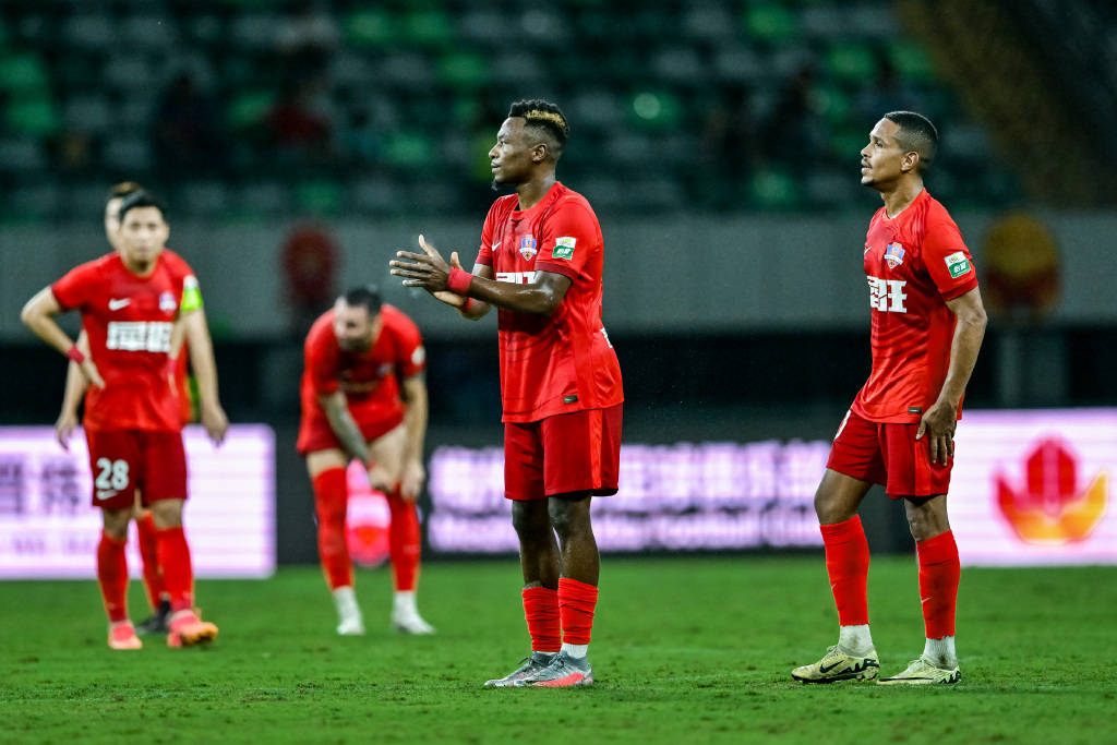 九游体育-哈德斯菲尔德客场再败,连败局势愈演愈烈的简单介绍