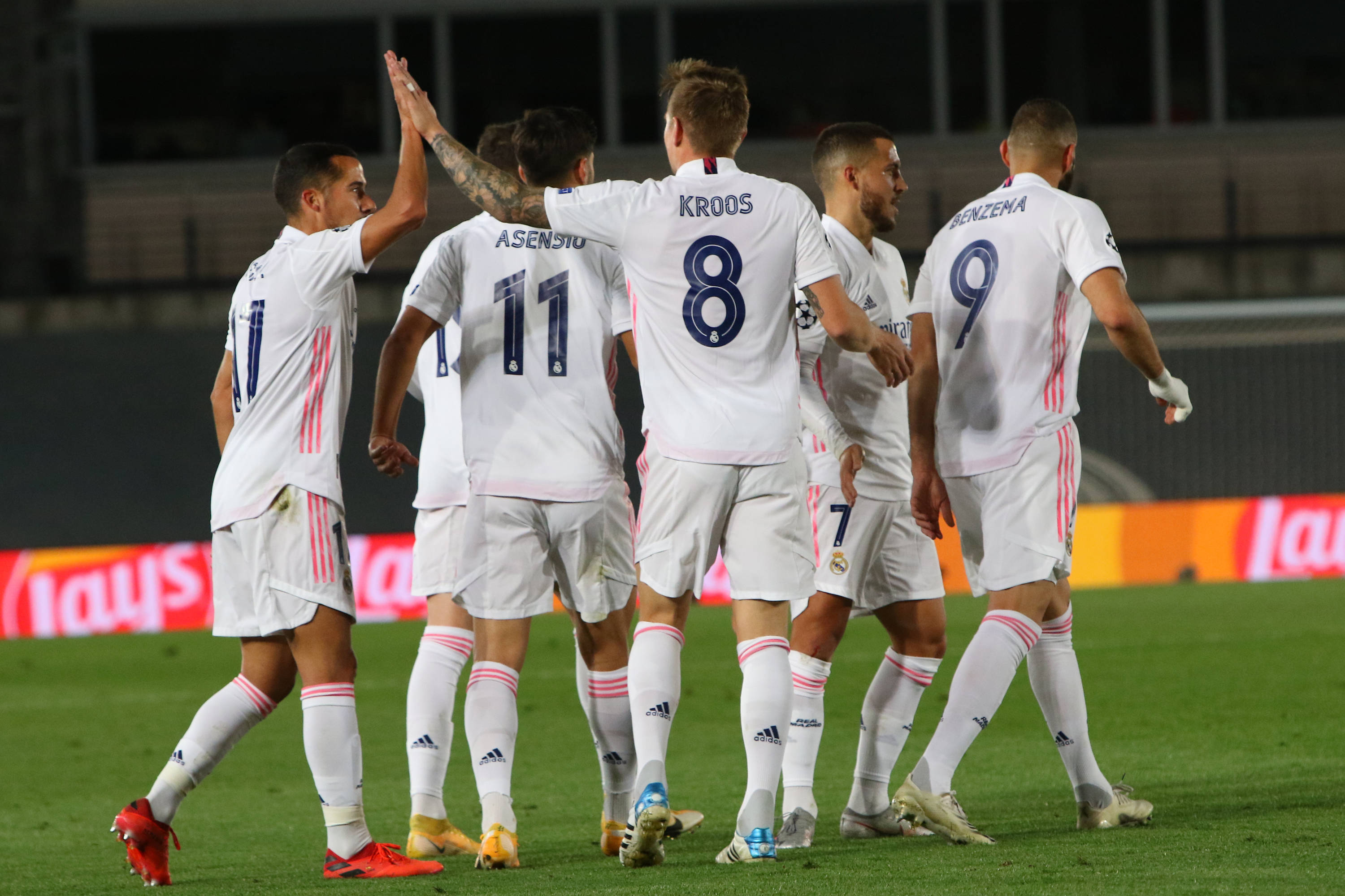 九游体育-皇马失利后大洗牌,引进强援提振士气