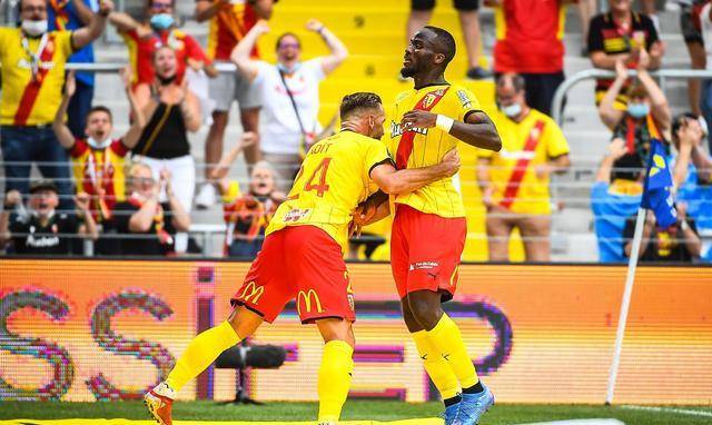 九游娱乐app下载-包含南特客场逼平里昂，稳固积分榜位置的词条