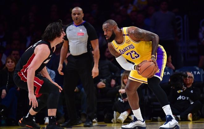 九游游戏-热火逆转湖人获得总冠军赛首胜