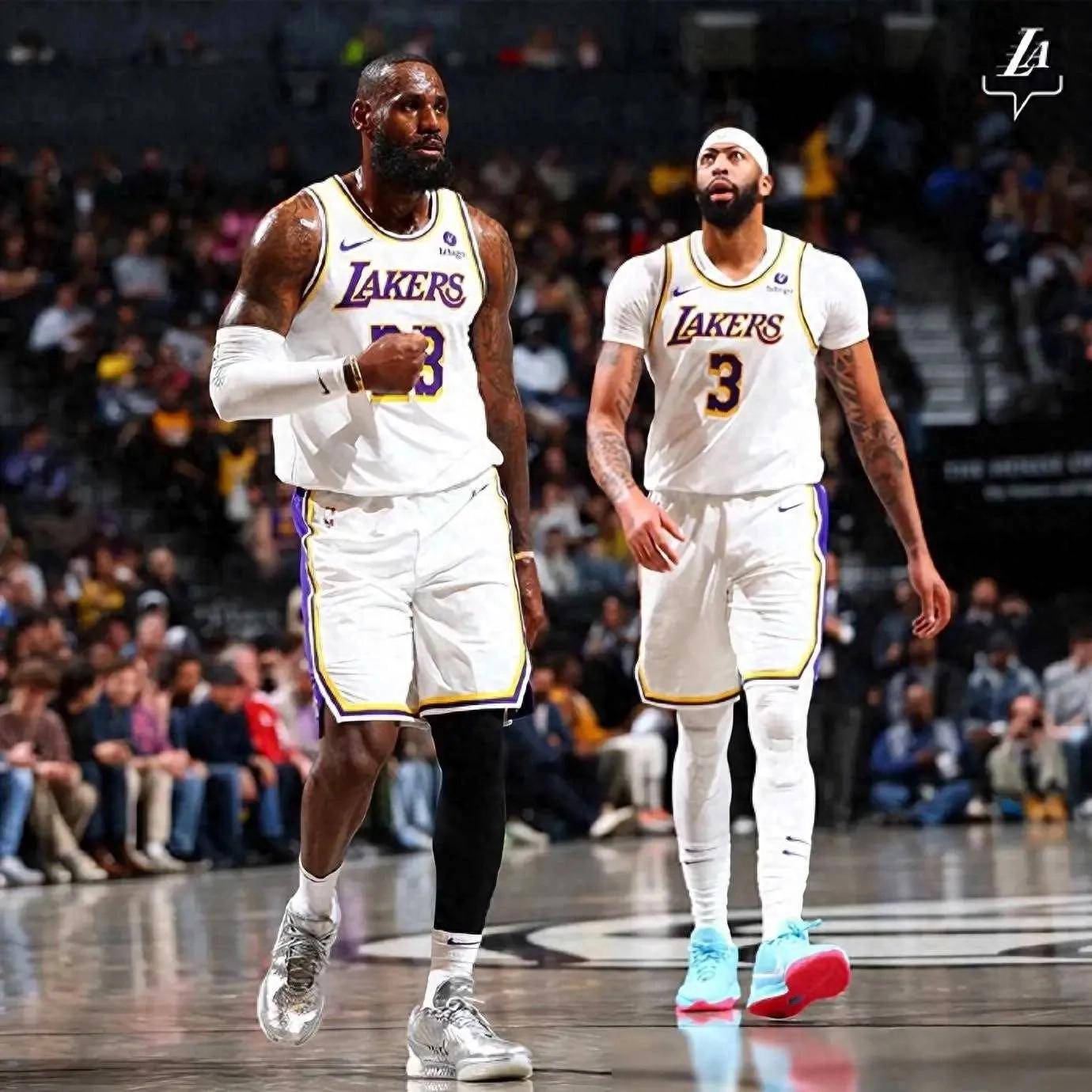 九游体育直播-湖人主场击败独行侠，连胜加固西部前四