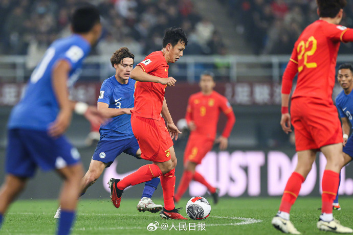 九游娱乐首页-中国国家男足队与新加坡队热身赛比分比地告:2:0胜出