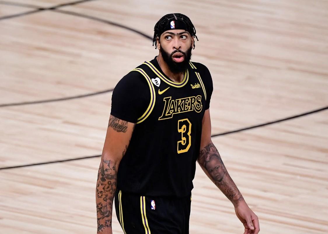 九游体育官方入口-湖人不敌国王,戴维斯40分